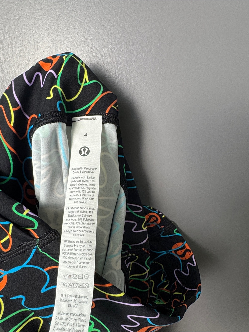 lululemon SeaWheeze Fast N Free HR Short 6” — Size 4 - Picture 9 of 10